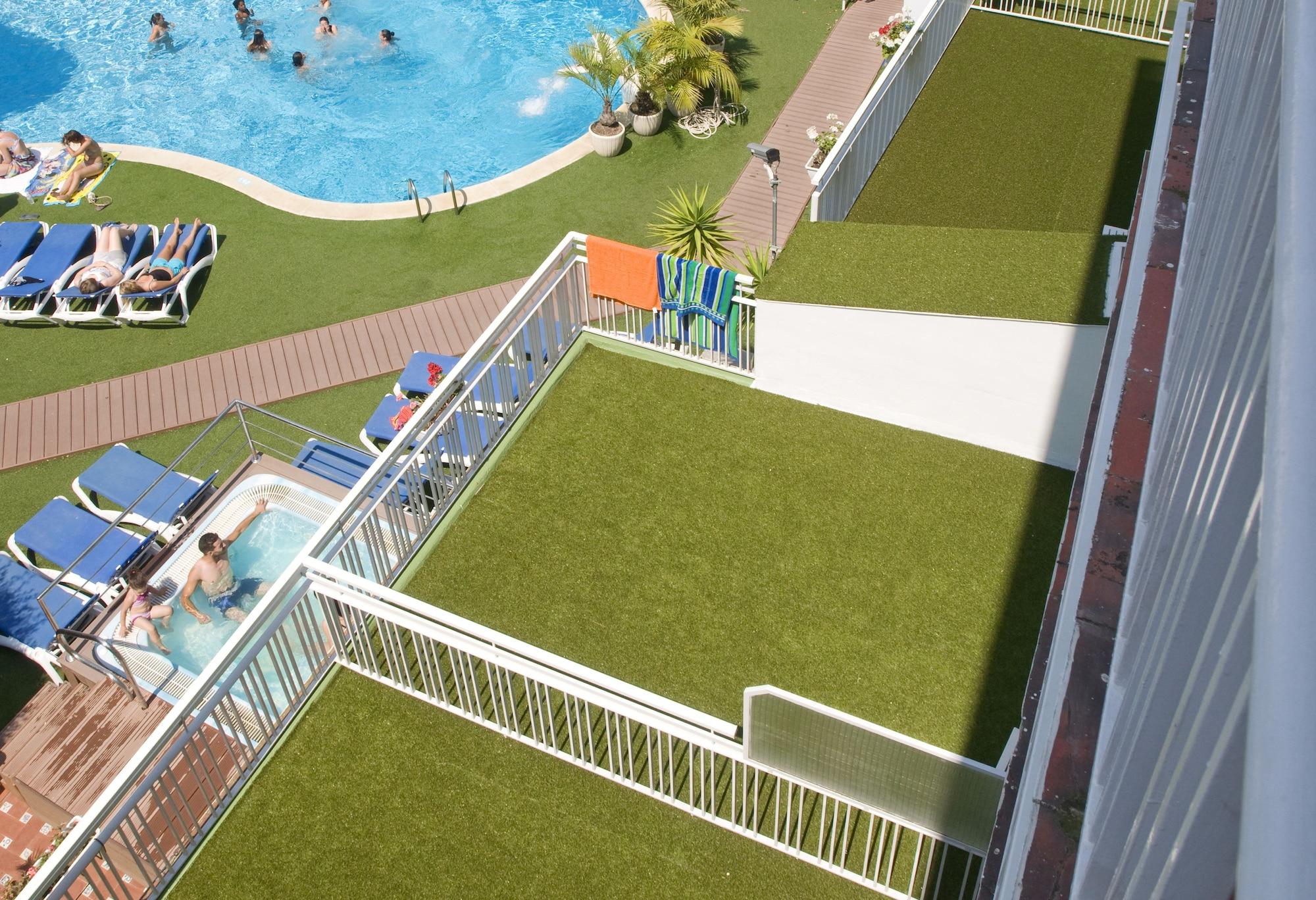 Ght Balmes, Hotel-Aparthotel&Splash Καλέλα Εξωτερικό φωτογραφία