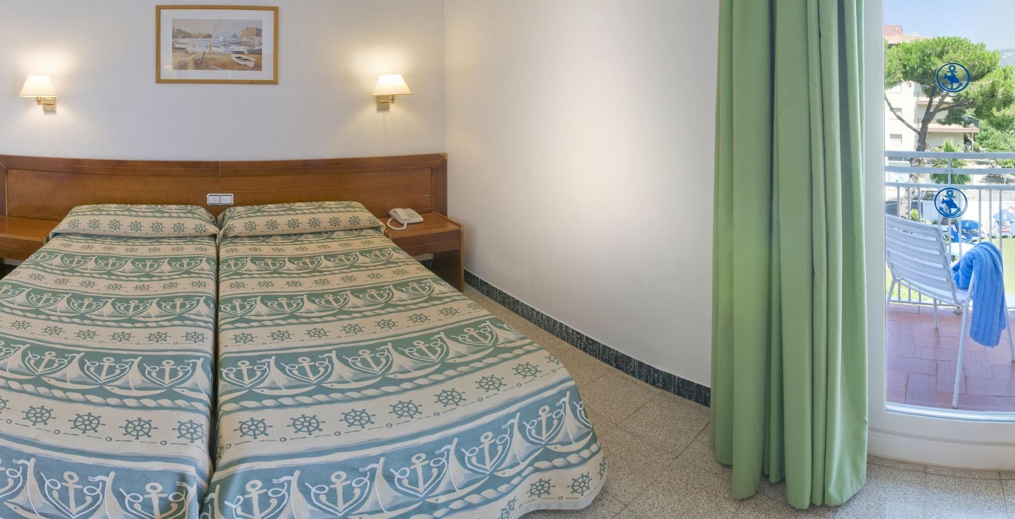 Ght Balmes, Hotel-Aparthotel&Splash Καλέλα Εξωτερικό φωτογραφία